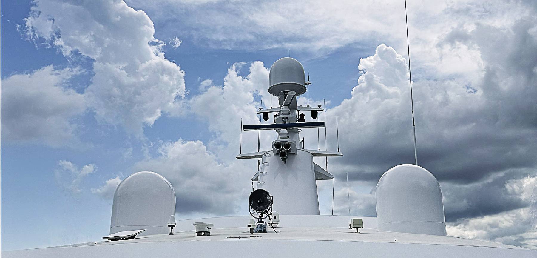 Feadship Ecdis installation